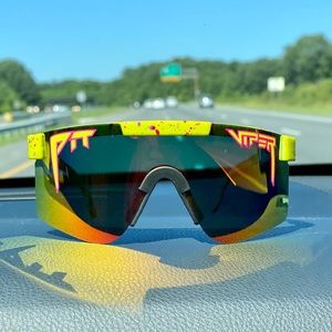 🌞 POLARIZED Pit Viper Sunglasses -EUC